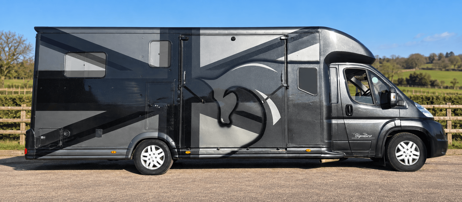 4T Equitrek Crewe Cab - Image 7